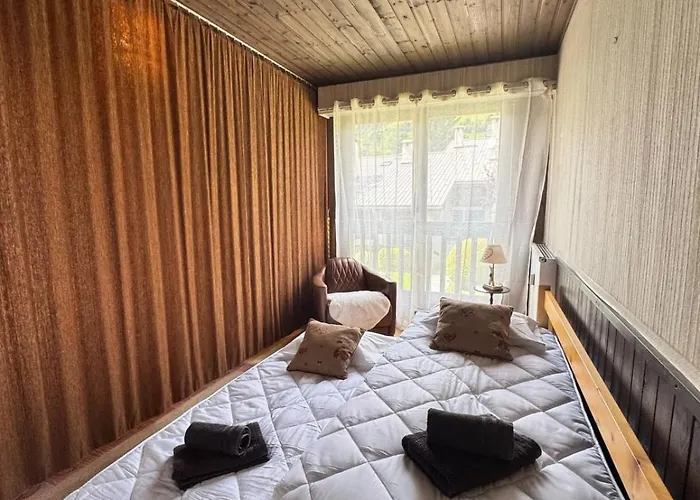 Charming Near The Slopes And The