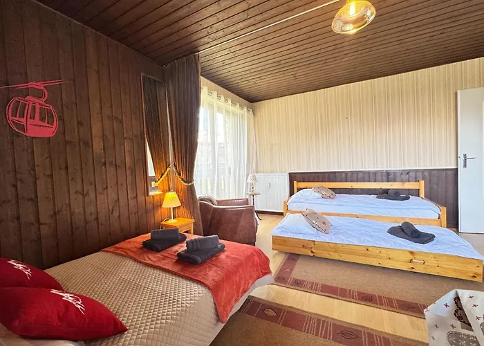 Charming Near The Slopes And The *